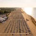 Discover The Heart Of Bibione-beahost Apartamento Bibione