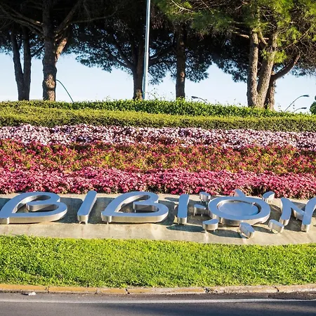 Discover The Heart Of Bibione-beahost Apartamento